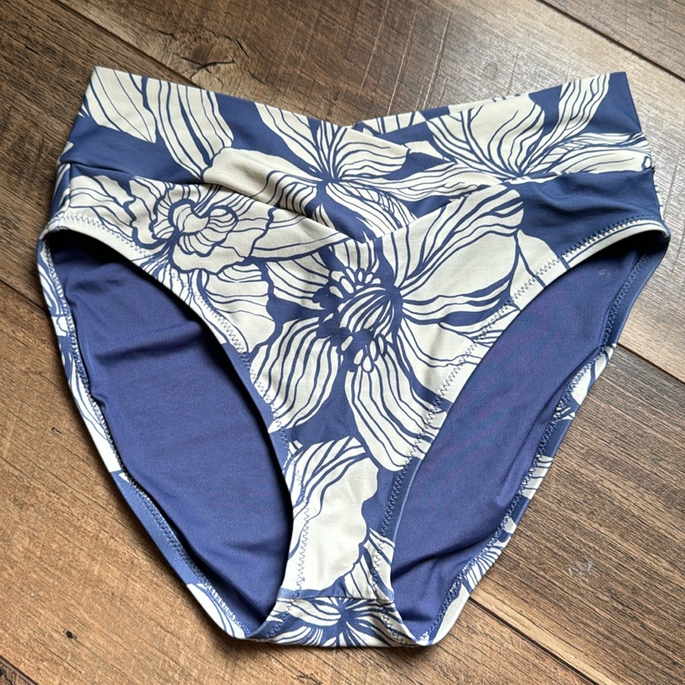 Women's Gap Crossover Bikini Bottom